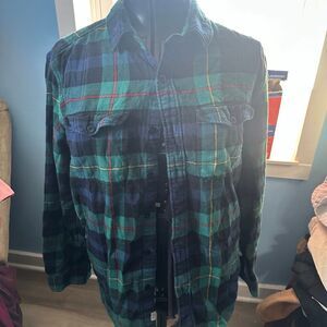 American Eagle L classic fit tartan plaid L button down shirt